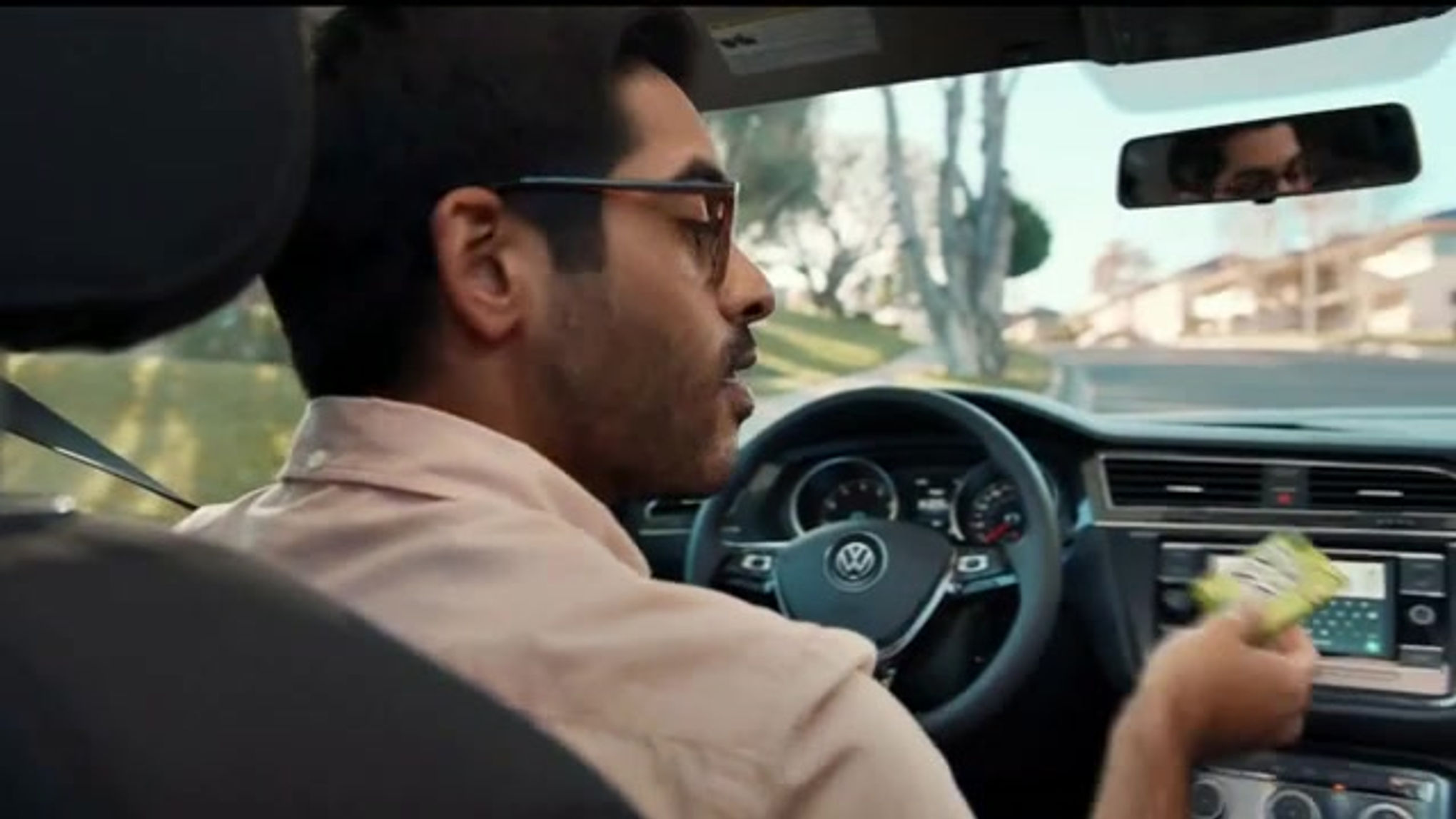 Volkswagen 2018 Tiguan - More Room 2018